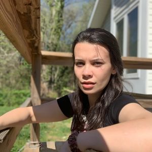 Meet your Posher, Angela